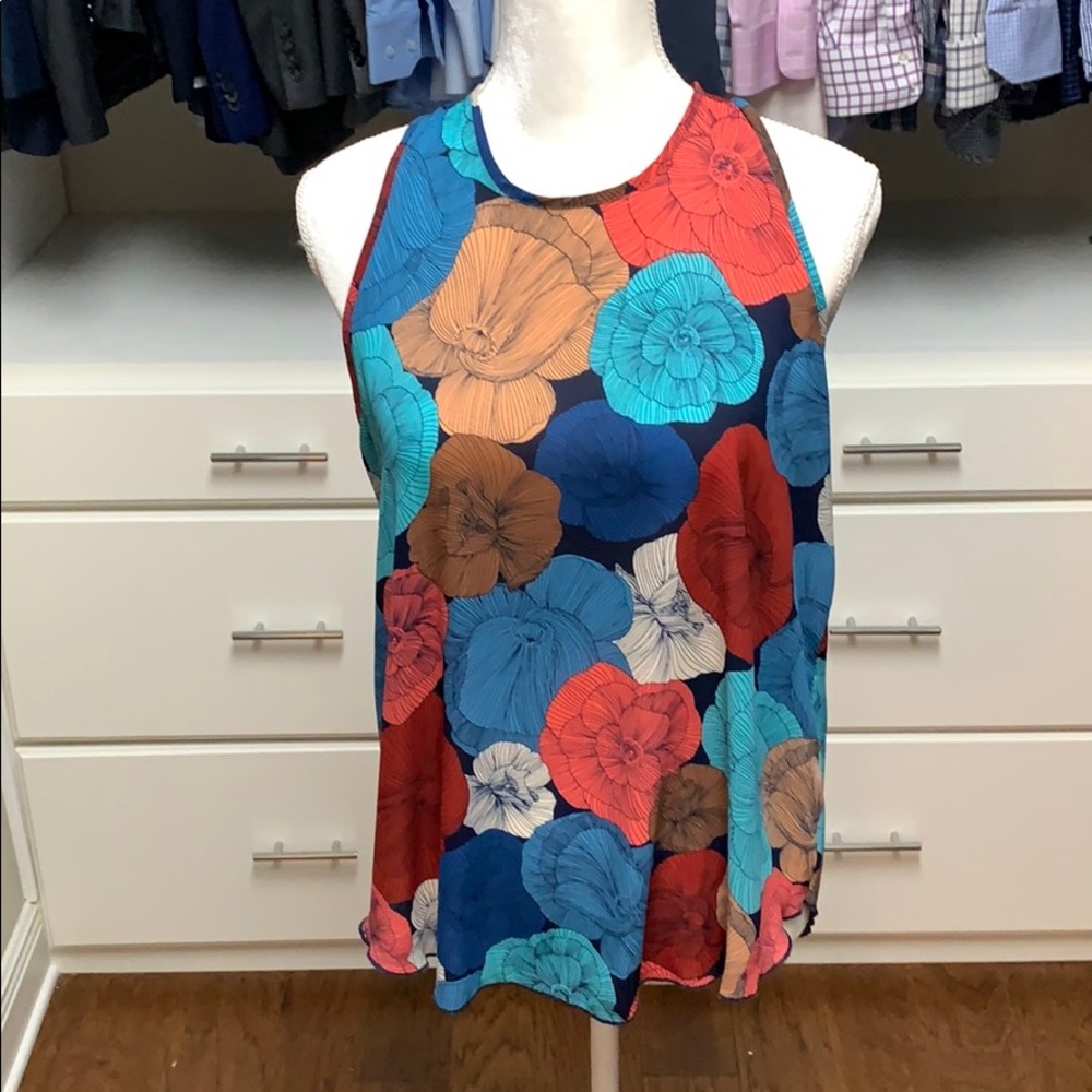 Beautiful floral sleeveless top